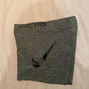 Nike pro shorts xs